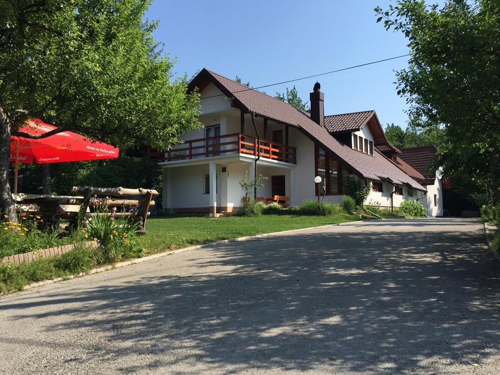 House Samardzic Hotel Jezerce Bagian luar foto
