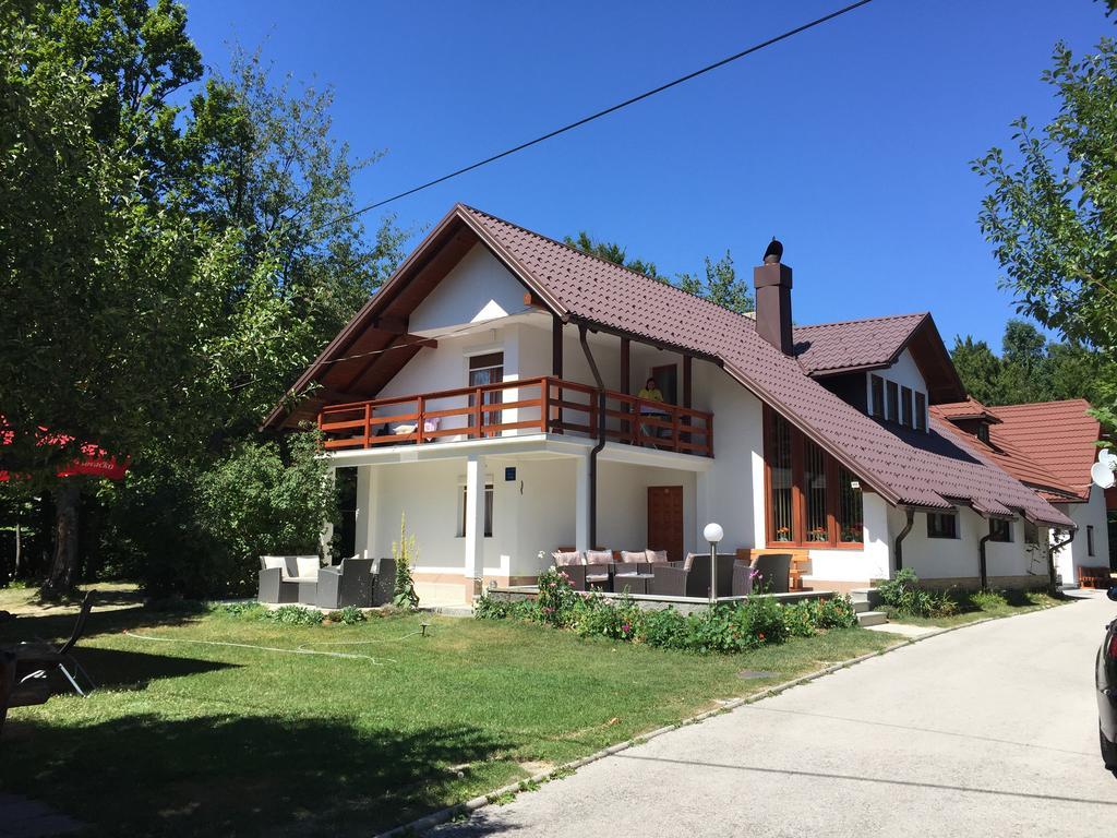 House Samardzic Hotel Jezerce Bagian luar foto
